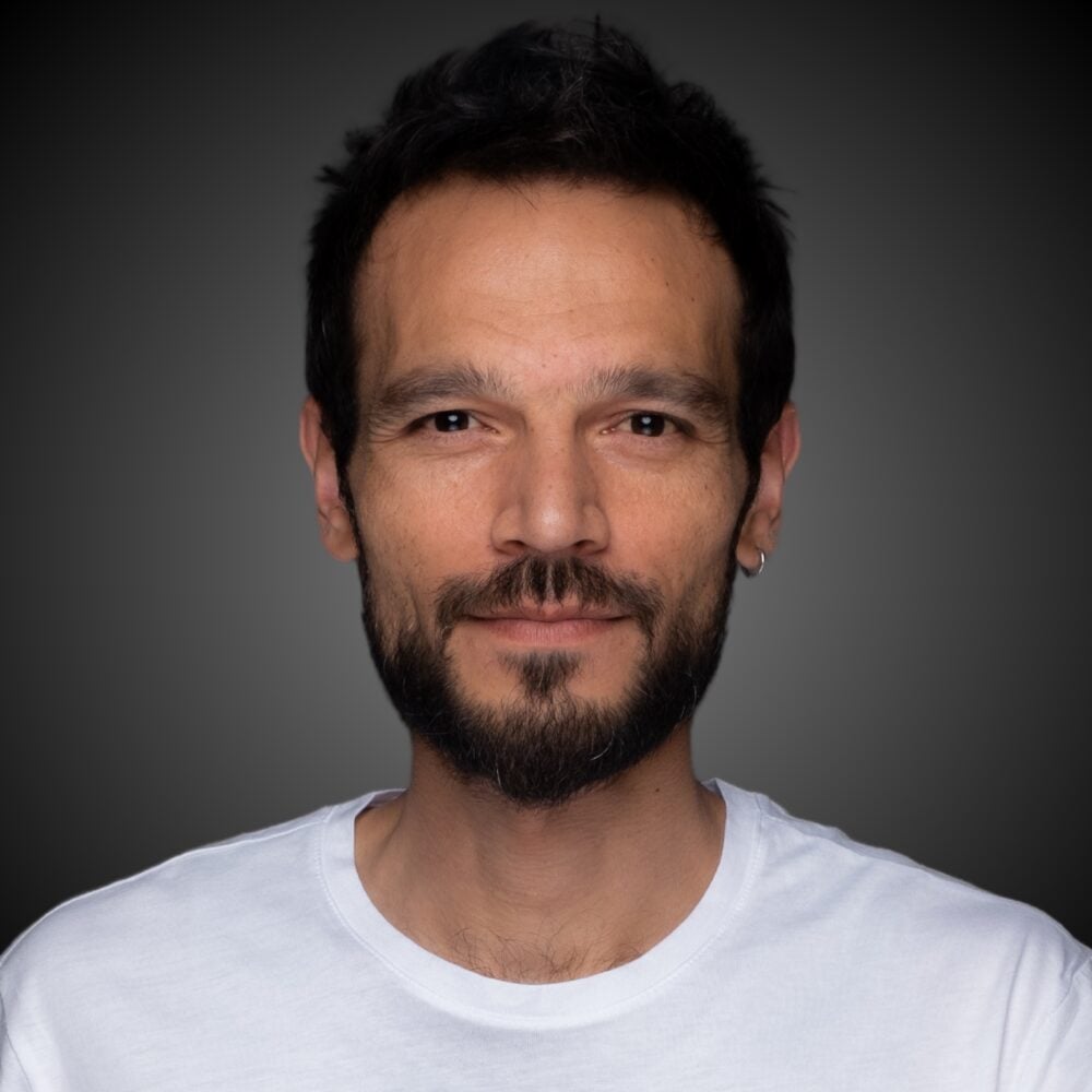 Soner Ardıç profil fotoğrafı